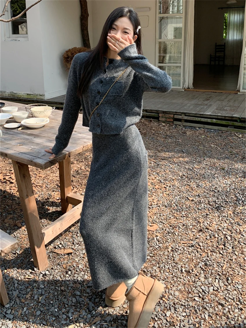 Alien Kitty M-L Grey Slim Elegant Sweaters Women Chic Knitted Straight Long Skirts 2024 Spring High Street OL Minimalist Sets