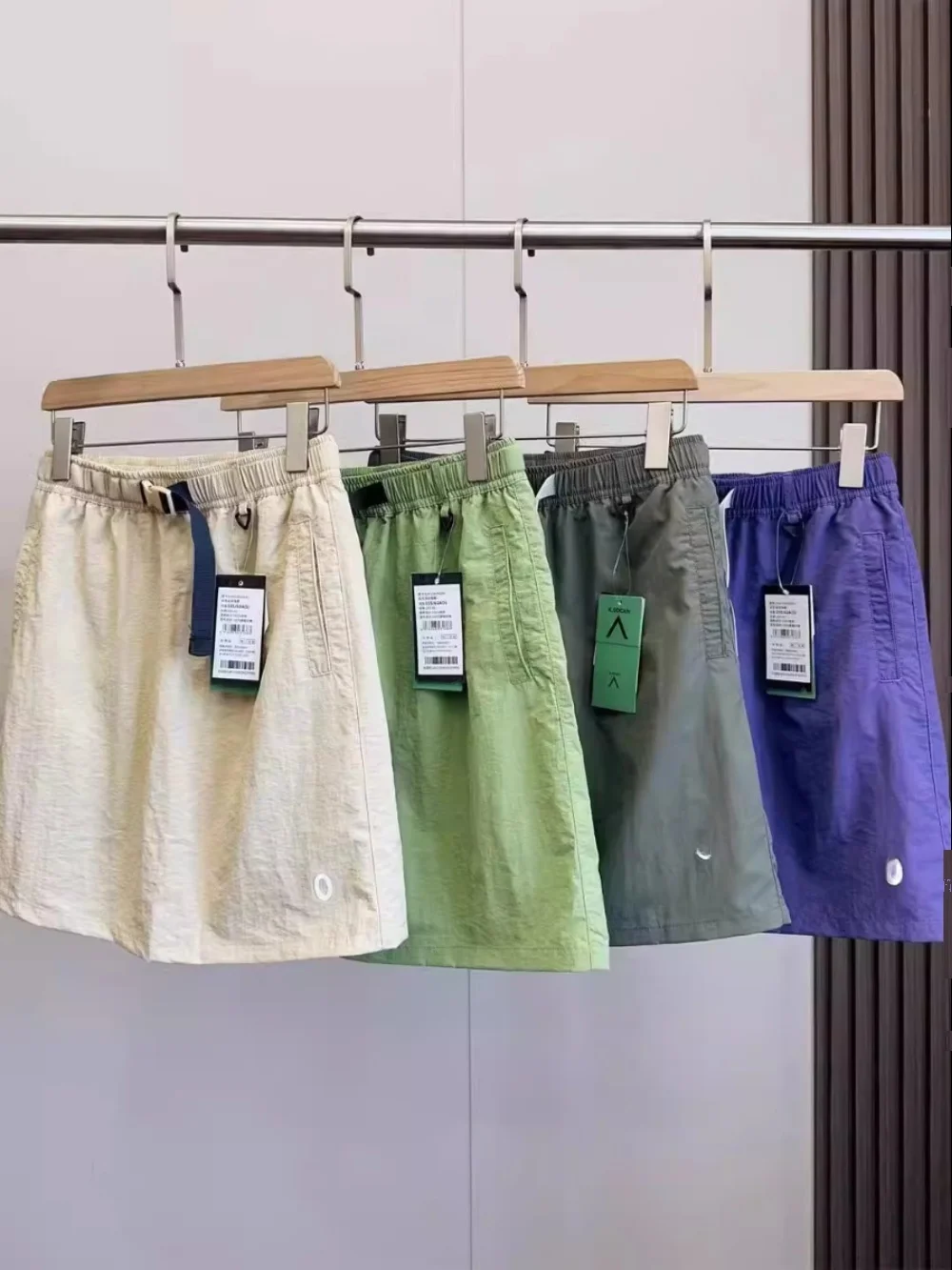 

Новинка: Женская спортивная юбка в японском ретро-стиле с эластичным поясом, тонкая, быстросохнущая, повседневная, летняя, облегающая.