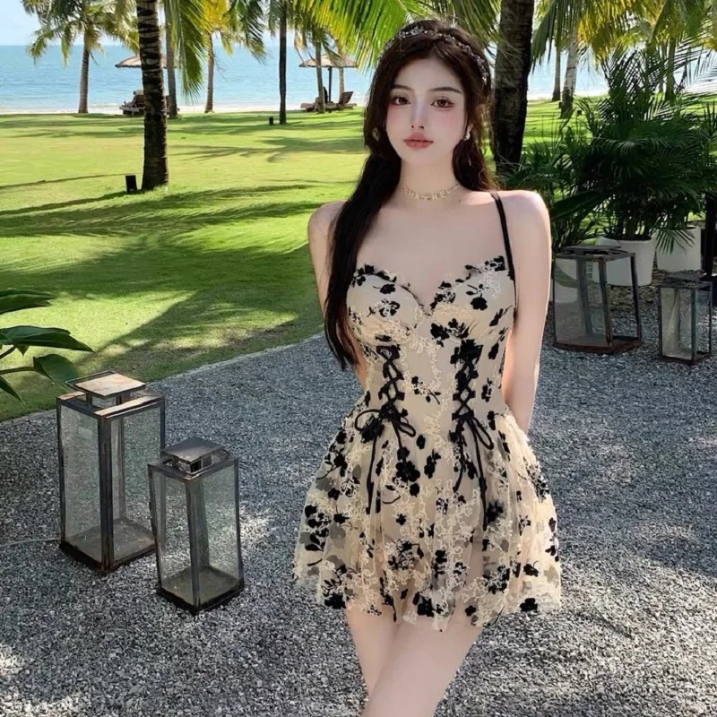 2023 New Korean Style One Piece Women Swimsuit Conservative Lace Push Up Thin Skirt Hot Spring Swimwear Holiday Beachwear