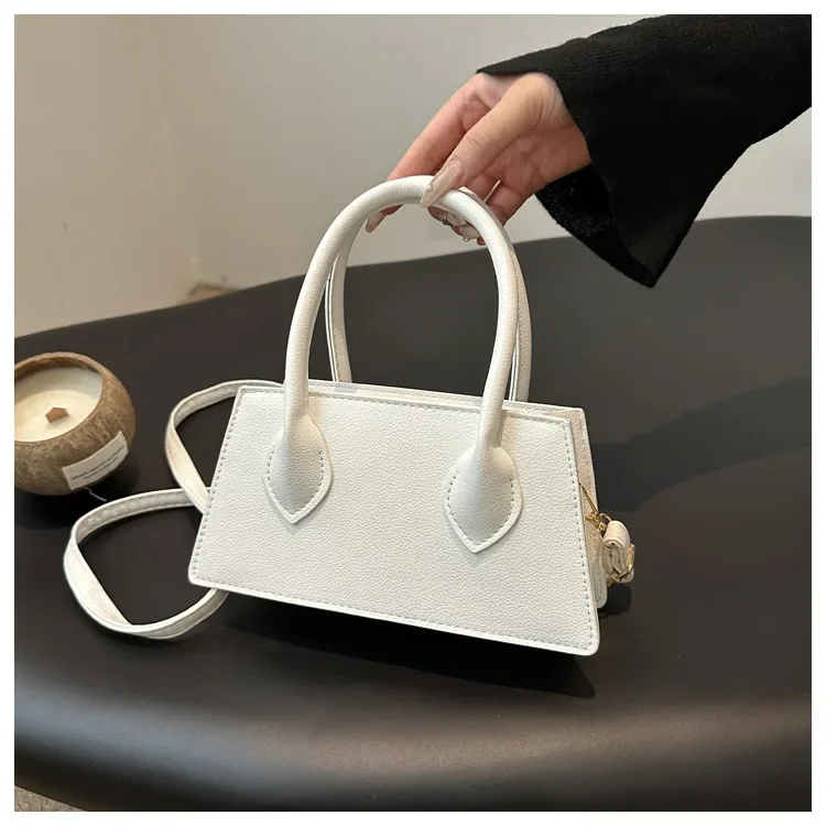 

​ ​ Трендовая женская микросумка 2025 года. Шикарная трансформируемая сумка через плечо, уникальная мини-сумка с верхней ручкой, универсальный клатч «день-ночь» ​