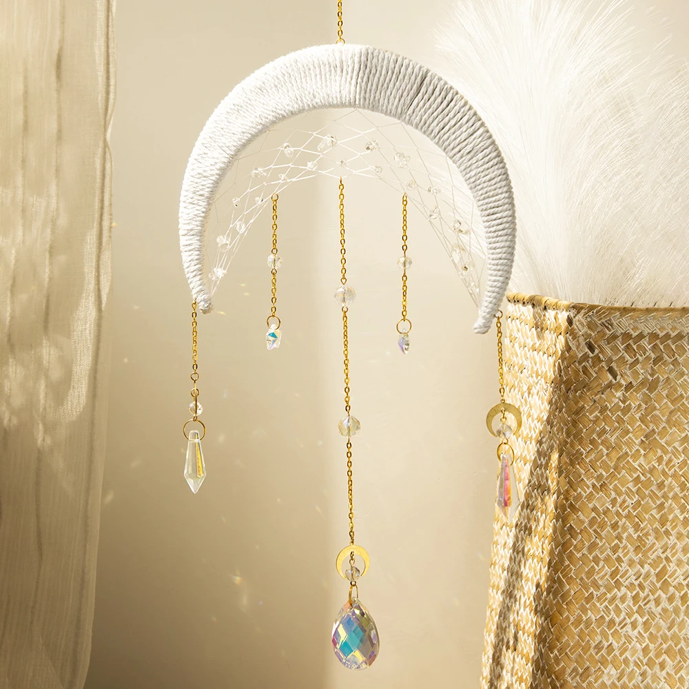 Crystal Dream Catcher Moon Suncatcher Hanging Decoration Rainbow Sun Catcher Prism Crystal Moon Ornament for Window Patio Garden