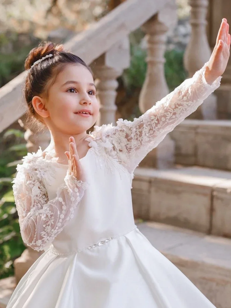 Vestidos de niña de flores personalizados, fiesta de noche de boda, vestido blanco de princesa de lujo para niños, vestidos de encaje de ilusión de manga larga con lazo