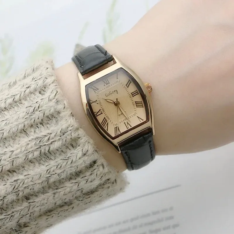 Jam tangan wanita Retro coklat jam tangan wanita berkualitas kecil jam tangan gelang kulit elegan Vintage jam tangan kuarsa hitam