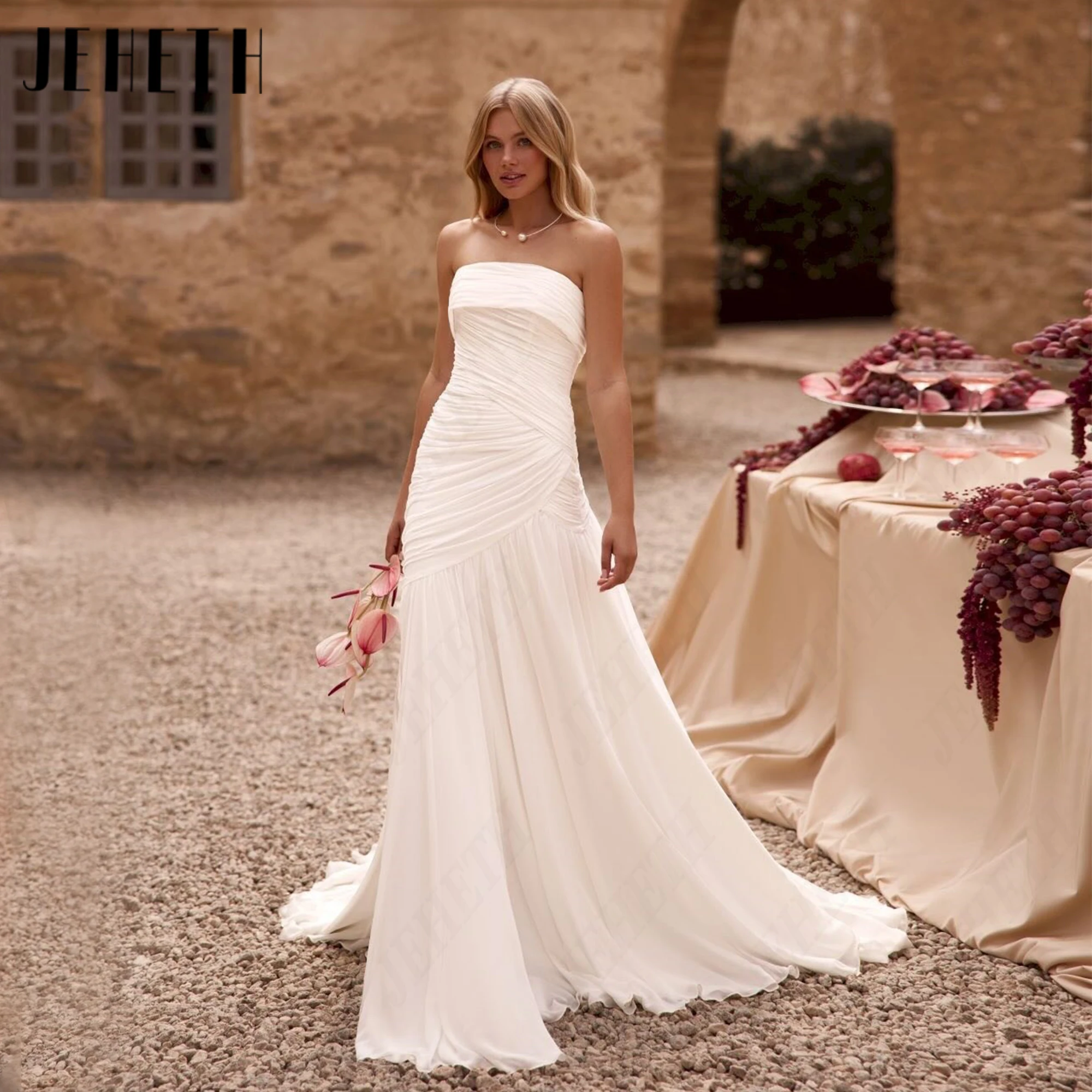 JEHETH Sleeveless Simple Wedding Dress Strapless Chiffon Ruched Bride Gown For Women A Line Backless robe de mariée Custom Made