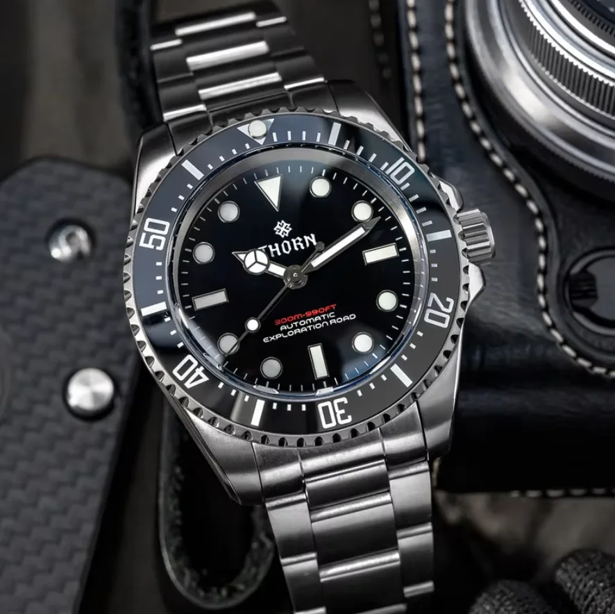 THORN Men Automatic Watch Mechanical Wristwatch Titanium Case Diver 30ATM Waterproof Luminous Sapphire NH35 Helium Exhaust Valve