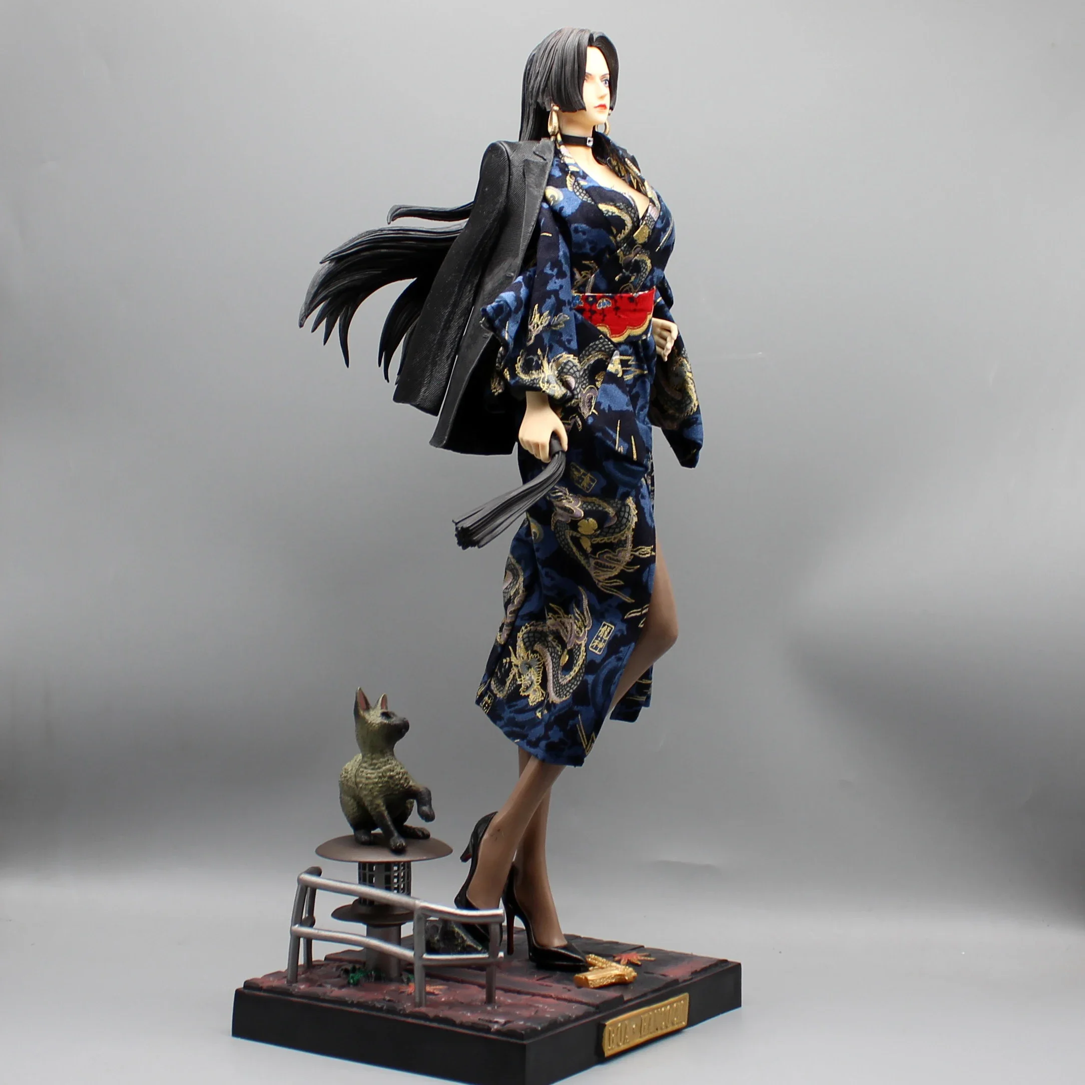 Figurine d'Action de l'Animé One Piece Uta, Empereur Féminin en PVC, Modèle de Statue, Ornement de Collection, Décoration de Bureau, Jouet pour Enfant, Beurre, 46cm