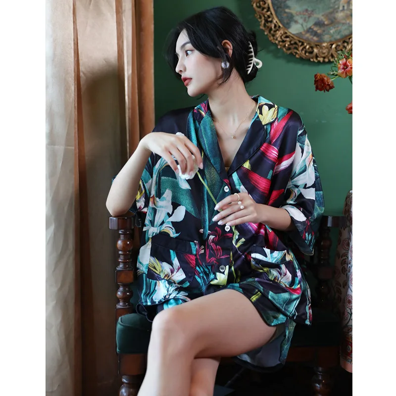 2024 Summer New Arrival Pajamas Women\'s Korean-Style High-End Ice Silk Short-Sleeved Shorts Outwear Home Clothes