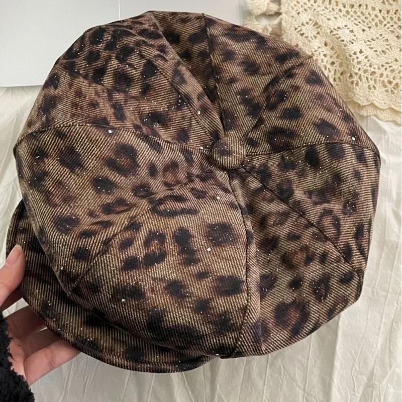 American Y2k Personalized Star Leopard Print Beret Spring and Summer Outdoor Big Head Sunshade Octagonal Newsboy Cap for Women 5