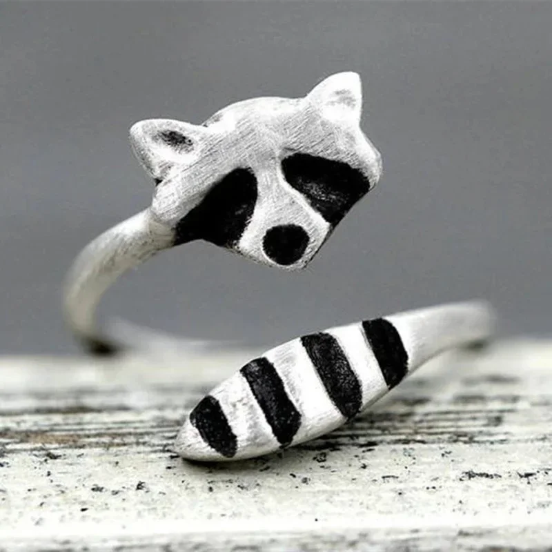 1/2PCS New fashion Raccoon Rings for Women Men Girls Halloween Jewelry Gift Vintage Finger Ring Resizable