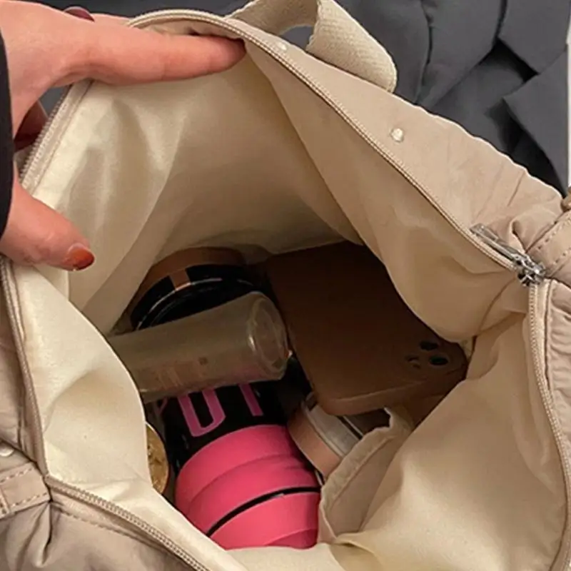 

F3KC Portable Baby Bag Bag Elegant рюкзак большой емкостью для подгузников.
