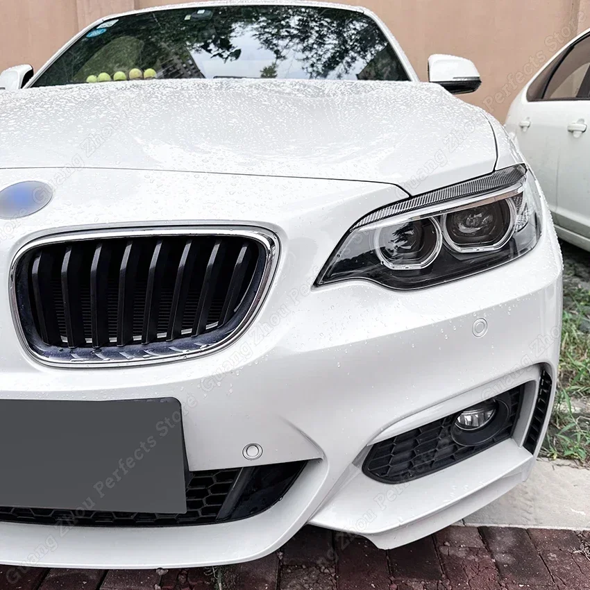 2Pcs Headlight Eyebrow Eyelids Stickers For BMW F87 M2 F22 F23 220i 228i 230i M235i M240i 2014-2022 ABS Body Kit Car Accessories