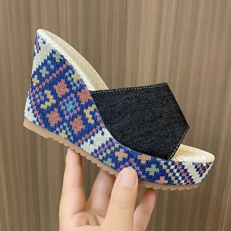 Sandalias de tacón para mujer, zapatos elegantes con plataforma y cuña de diseñador, de lujo, cómodos, a la moda, para verano