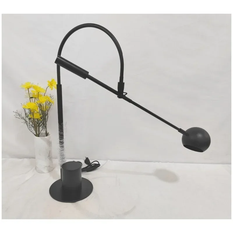 Minimalist ins rocker arm bedside lamp, designer bedroom desk lamp rotating desk lamp