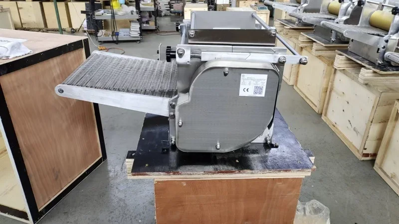 8 Inch Full Automatic Commercial Motorized Mexican Flour Tortilla Chapati Roti Making Machine High Performance