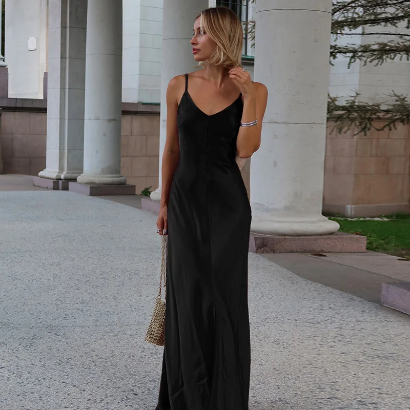 XY24609 خريف 2024 فستان جديد طويل أنيق على الطراز الاجتماعي مثير برقبة على شكل حرف v بدون ظهر من الساتان #4