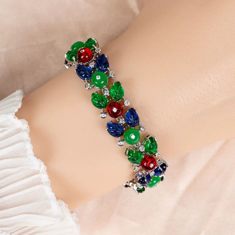 

Designer Collection Style Bracelet Women Lady Inlaid Cubic Zircon Synthetic Emerald Sapphire Foliage Red Green Beads Chain
