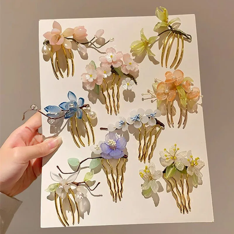 Retro Style Bridal Flower Hair Comb Woman Elegant Lotus Pearl Hair Accessories Fit Bridal Wedding Birthday Party Decor Hair Comb