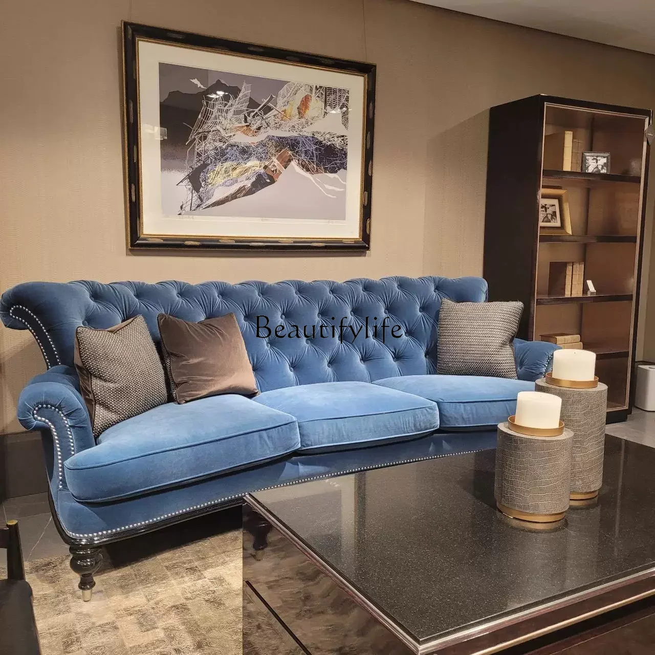 

American light luxury fabric sofa living room French retro buckle three-person curved European sofa