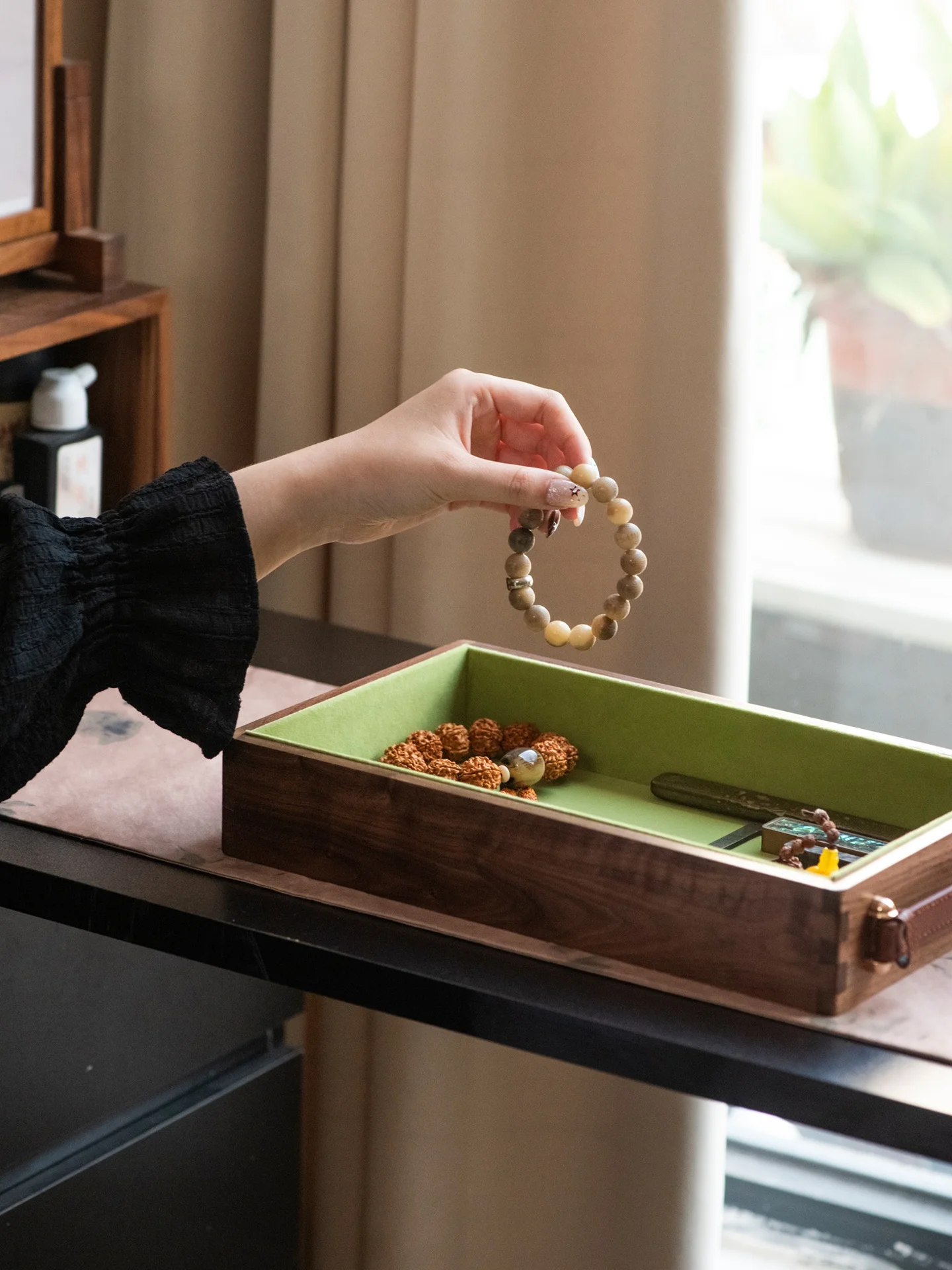 boite-de-rangement-haut-de-gamme-en-noyer-grande-capacite-avec-plateau-interieur-en-bois-vitrine-pour-perles-et-ornements-organisateur-de-bureau