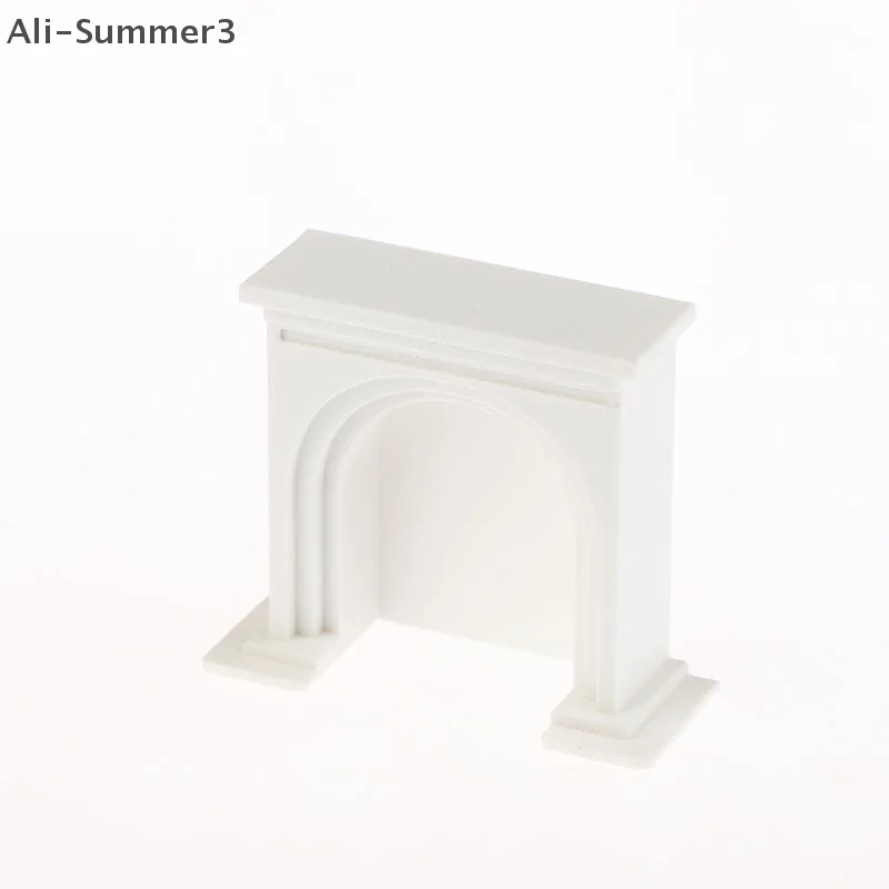 (YY)1個 2025年新作 1/12ドールハウス ミニチュア家具 プラスチック製 クリスマス暖炉 おもちゃ 子供用 ドールハウス装飾アクセサリー