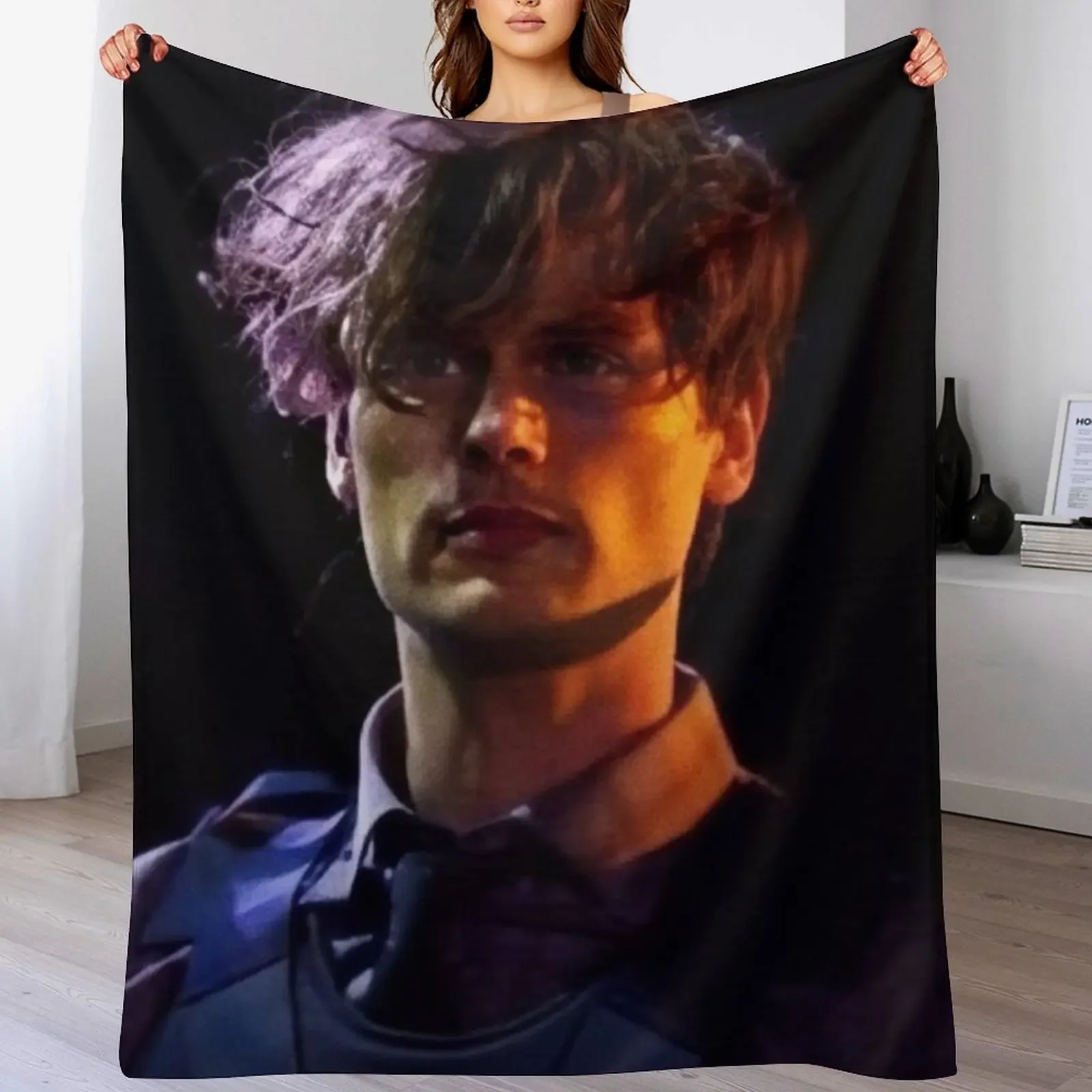 

fbi vest gubs 2.0 Throw Blanket blankets ands Retros bed plaid Flannels Blankets
