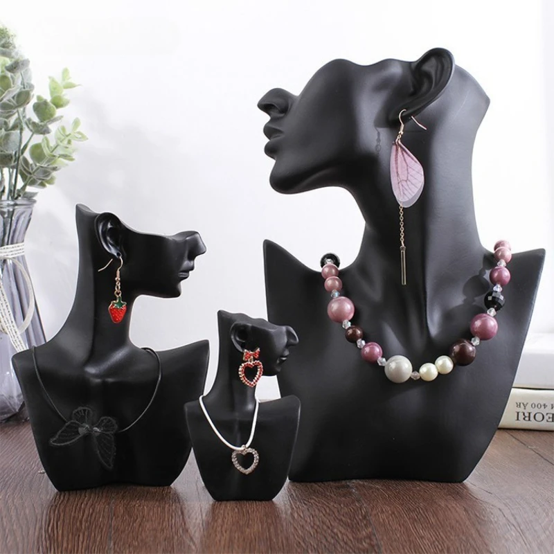UOGE Creative Resin Model Jewelry Display Stand Ring Rack Hanging Necklace Rack Bracelet Display Jewelry Display Props
