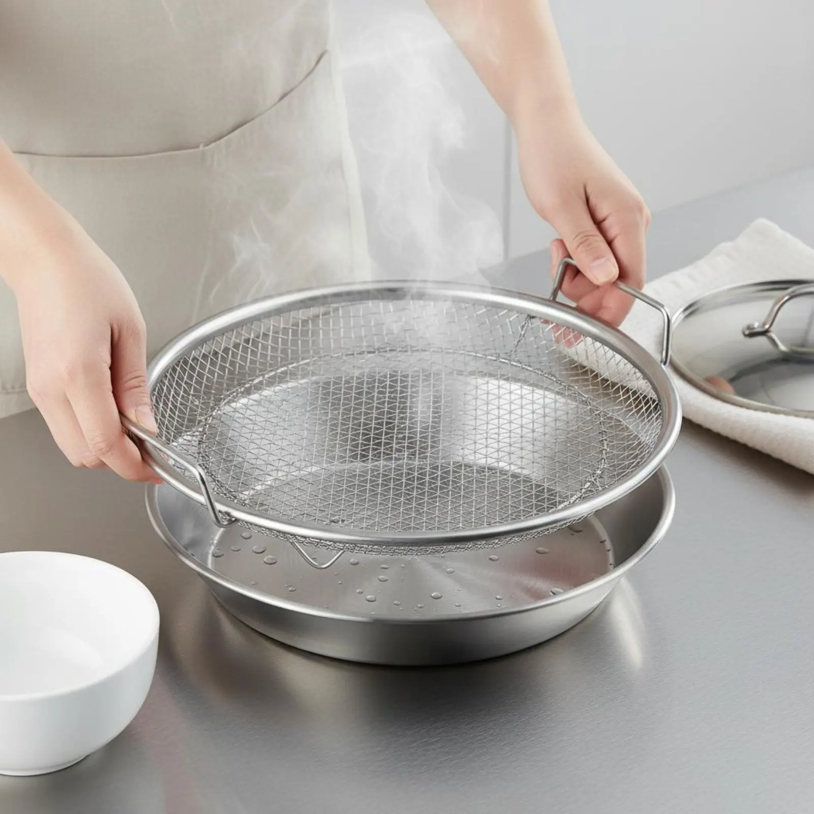 

Stainless Steel Fry Basket Easy to Clean Mesh Frying Strainer Cookware Heat Resistant Kitchen Tool Raised Feet