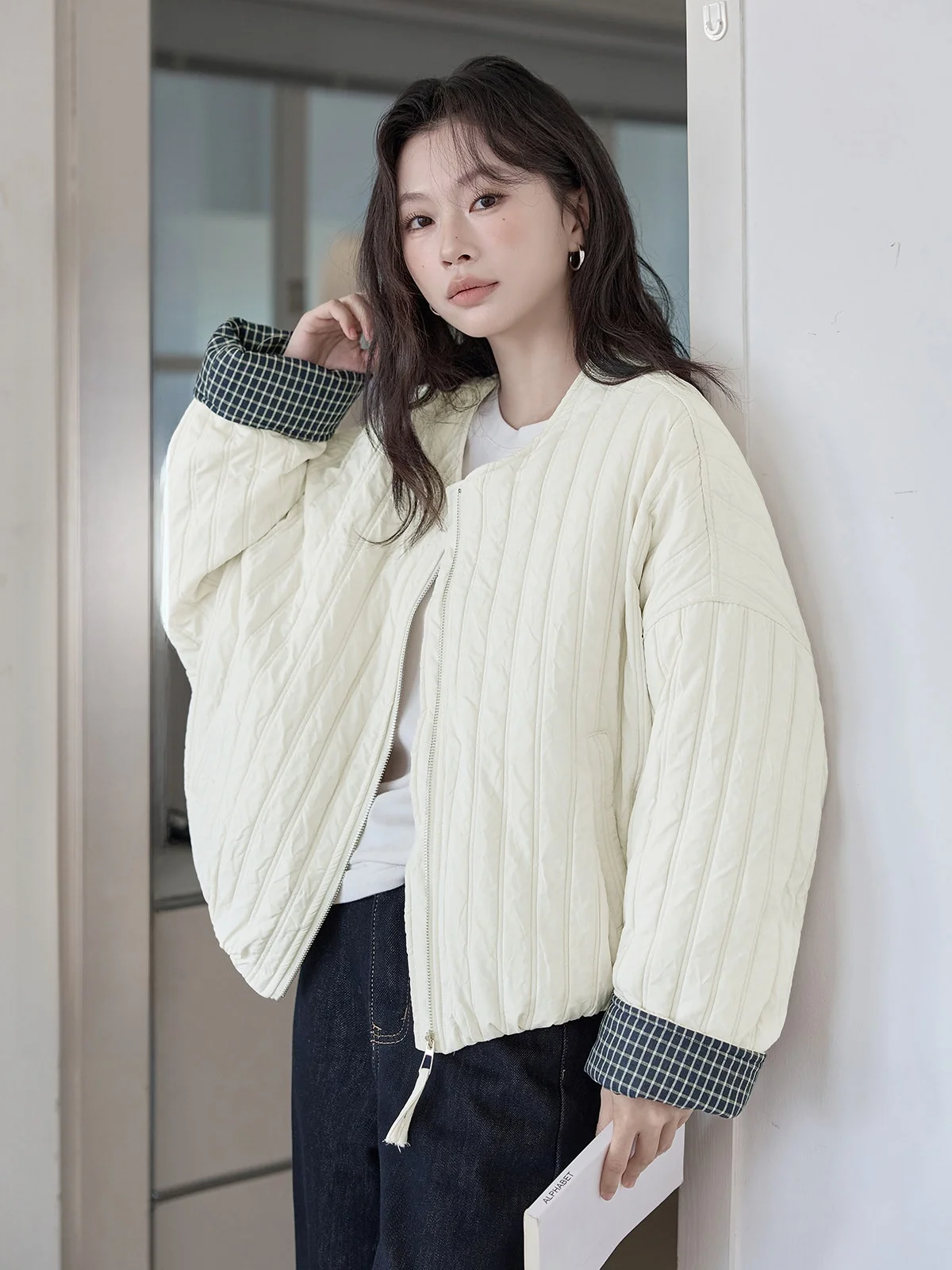 

HuiXi 90 White Du down Apricot Women's Winter Jaet Loose Sli Casual round Ne Zipper ort Thiened Ladies Coat