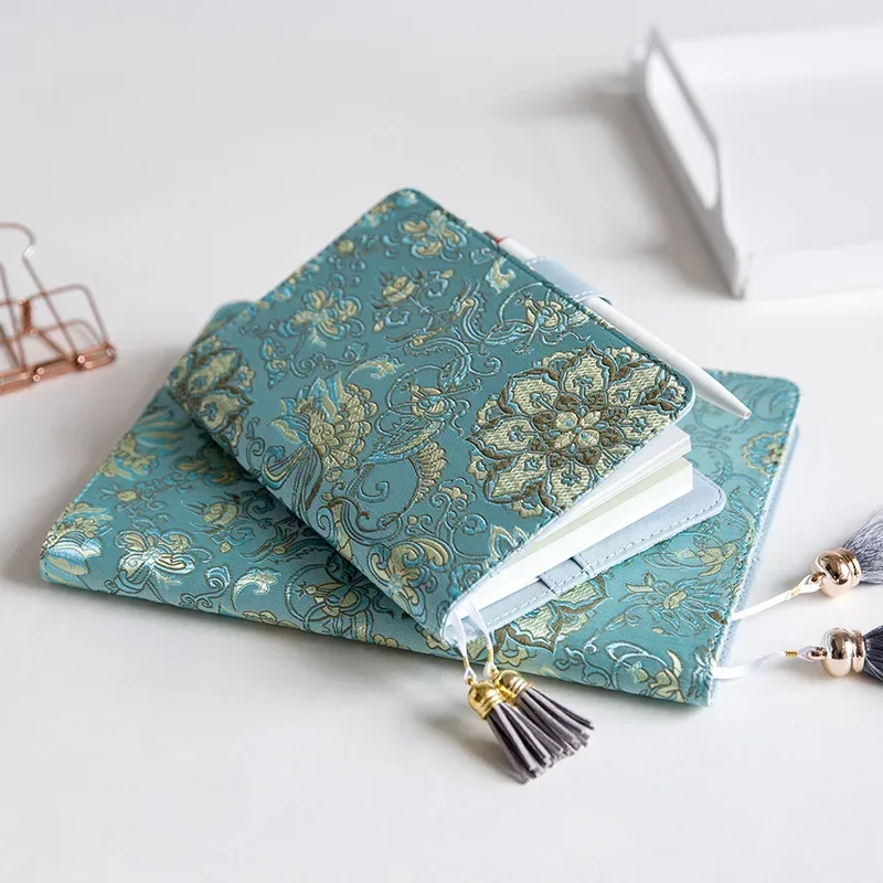 European-style Flying Blue Flower Notebook Tassel Mark Hand Account Book Lattice Small Fresh Creative Diary