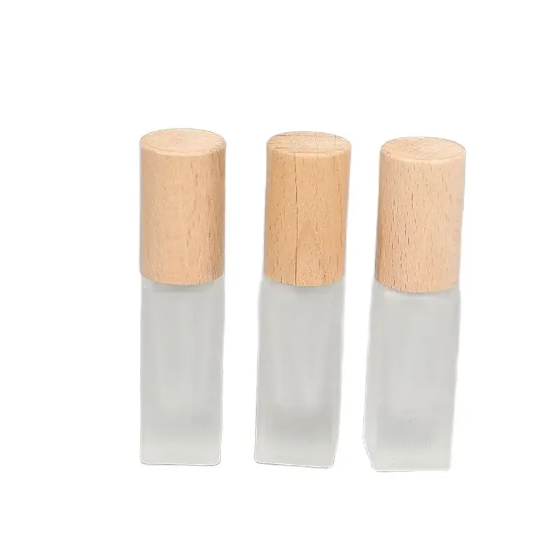 

25pcs 6ml Mini Perfume Bottle Refillable Frosted Glass Square Wood Lid Cosmetic Packaging Container Atomizer Spray Mist Bottles