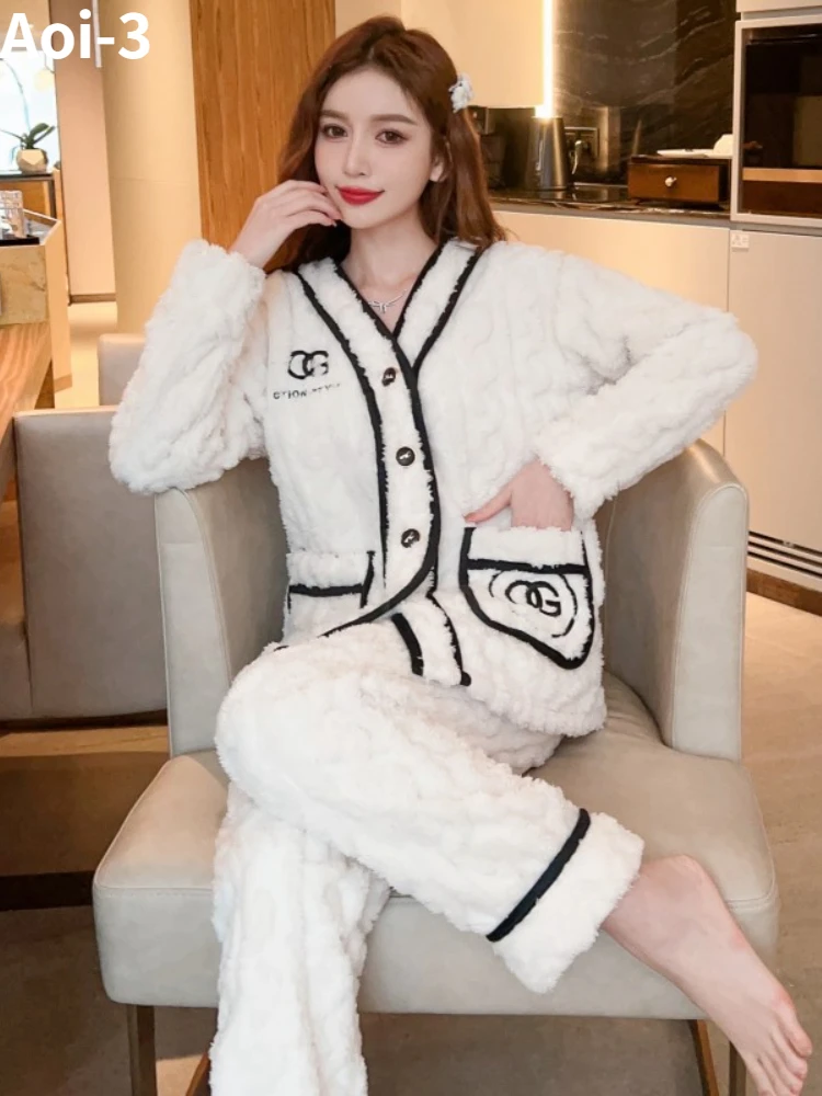 Plus Size Coral Fleece Pajamas Women Winter New High Quality Fleece-Lined Cardigan Suit Outwear Embroidered Fashion Home Clothes