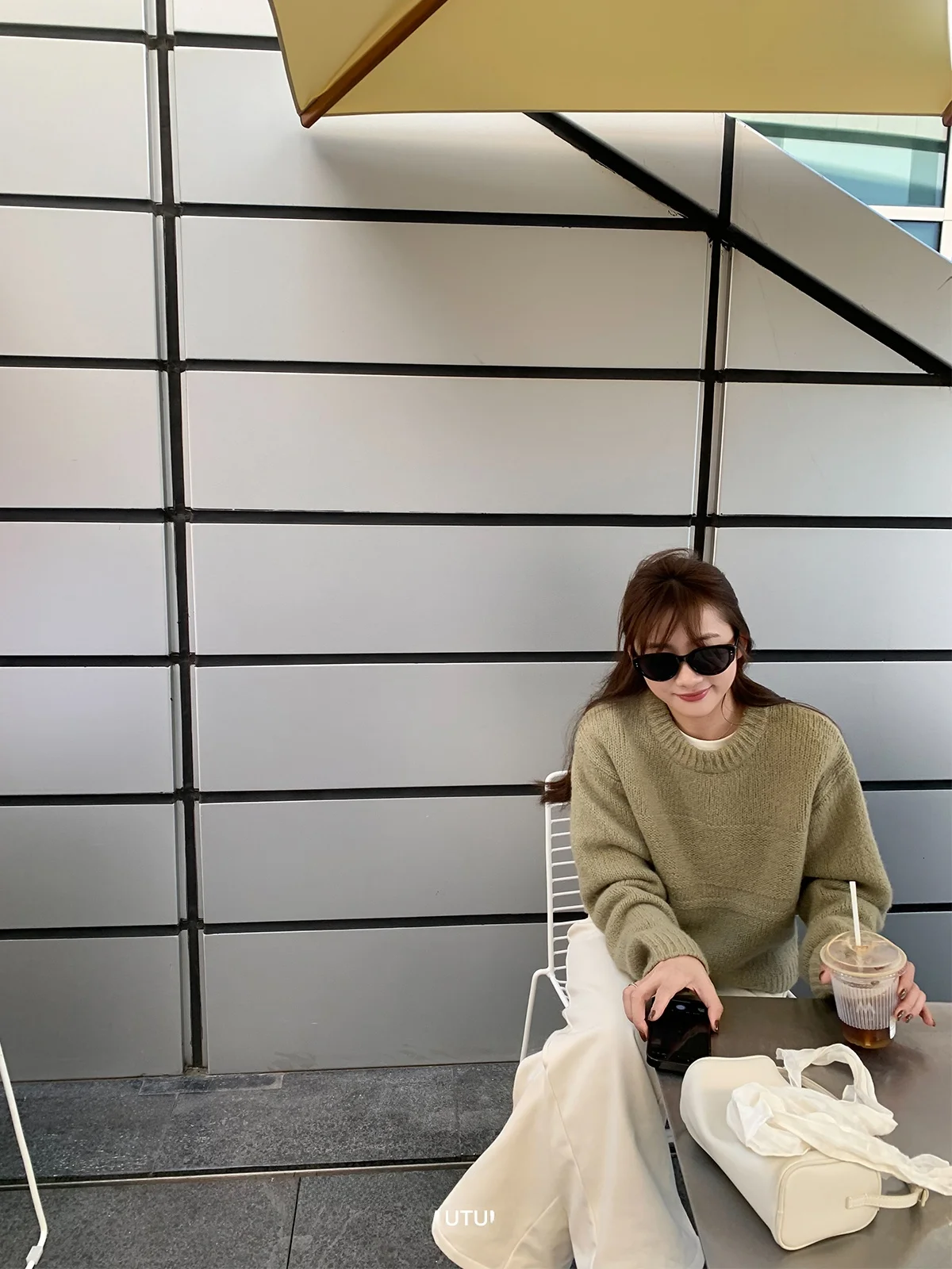 

Hualun Home Vanilla Flavored Women's Oversized Knitwear Autumn Winter New Sle Lazy Faion round Ne Long Sve Sweater