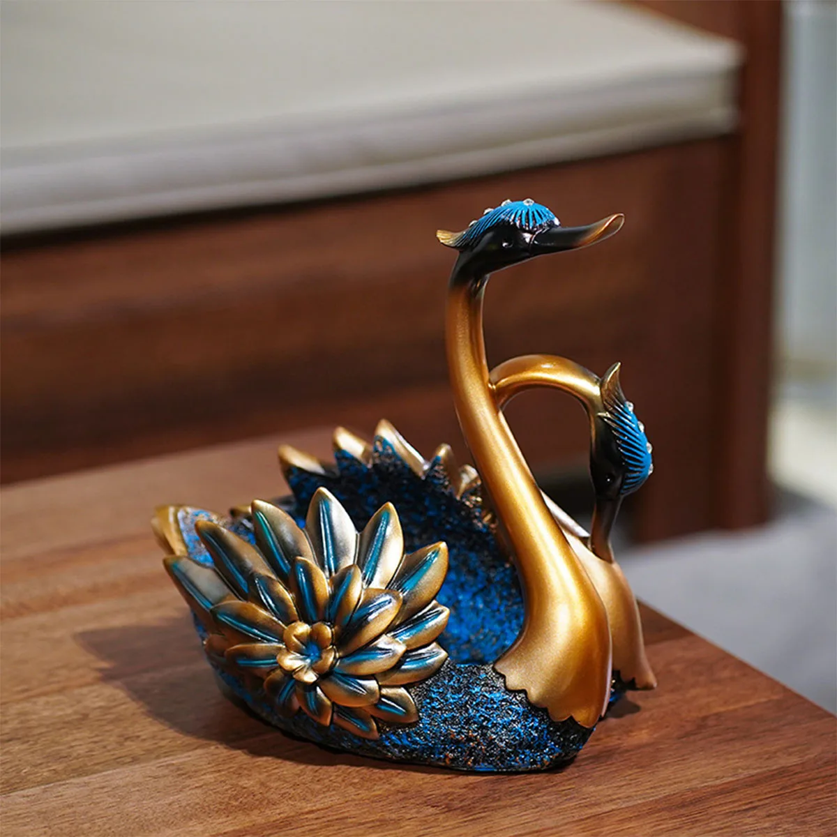 

Modern Statue Decor Wine Rack Resin Sculpture Art Ornament for Living Room Bedroom Bookshelf Desk Shelf Home Decoration Gifts