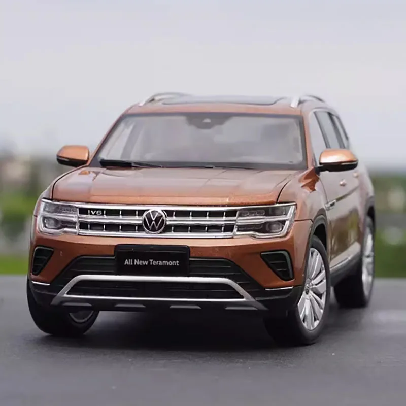

Original 1:18 Scale VW New Teramont 2021 Brown/Black Simulation Alloy Car Model Static Collection Decorated Holiday Gifts Toys