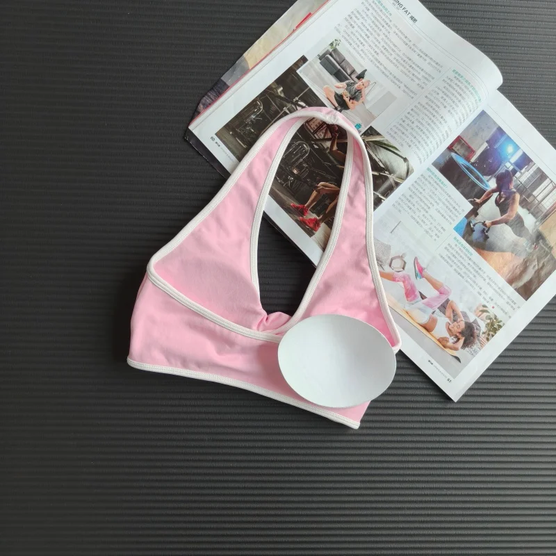 Women Halter Twist Front Deep V Sports Bra Contrast Piping Back Removable Pads Supportive Yoga Bra for Gym Pilates Workout