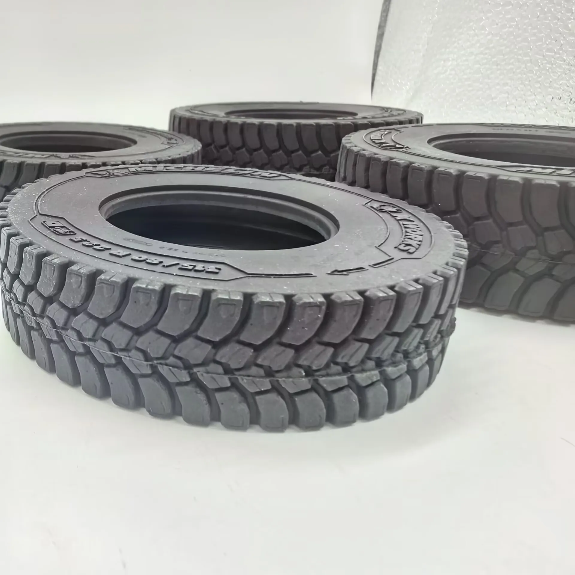 ยางรถบรรทุก 85 มม. 1 คู่ ยางกว้าง ยางแคบ จำลอง 1/14 สำหรับรถบรรทุก Tamiya RC สำหรับรถบรรทุก Iveco ของเล่นบังคับวิทยุ อะไหล่รถดัมพ์