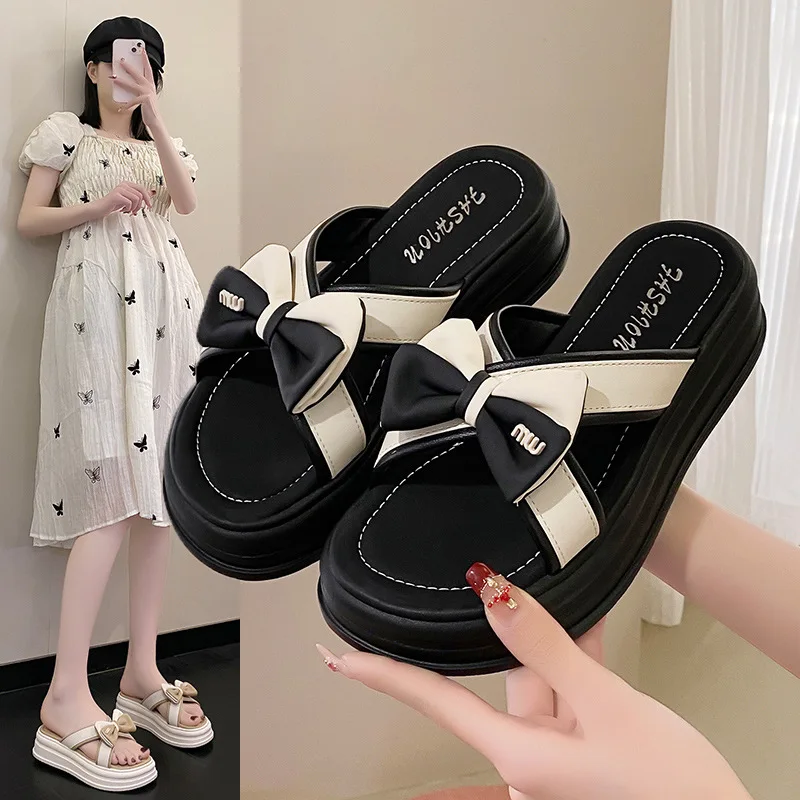 

Women's thick soled sandals for outdoor wear, women's summer fashion versatile flat beach shoes