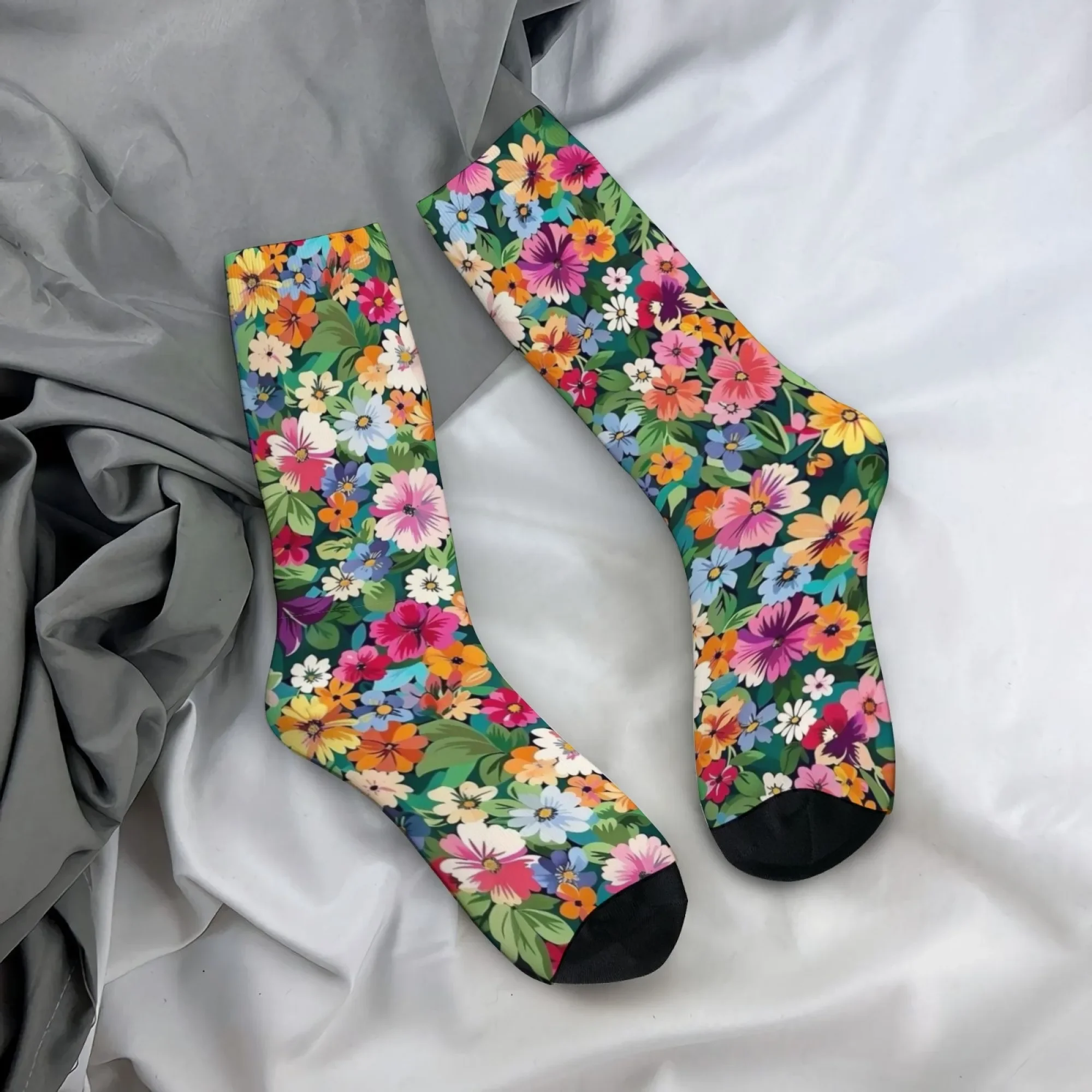 Retro Pastoral Style Floral Men's Socks Creative Harajuku Sports Socks Elastic Breathable Non-slip Travel Socks Holiday Gifts