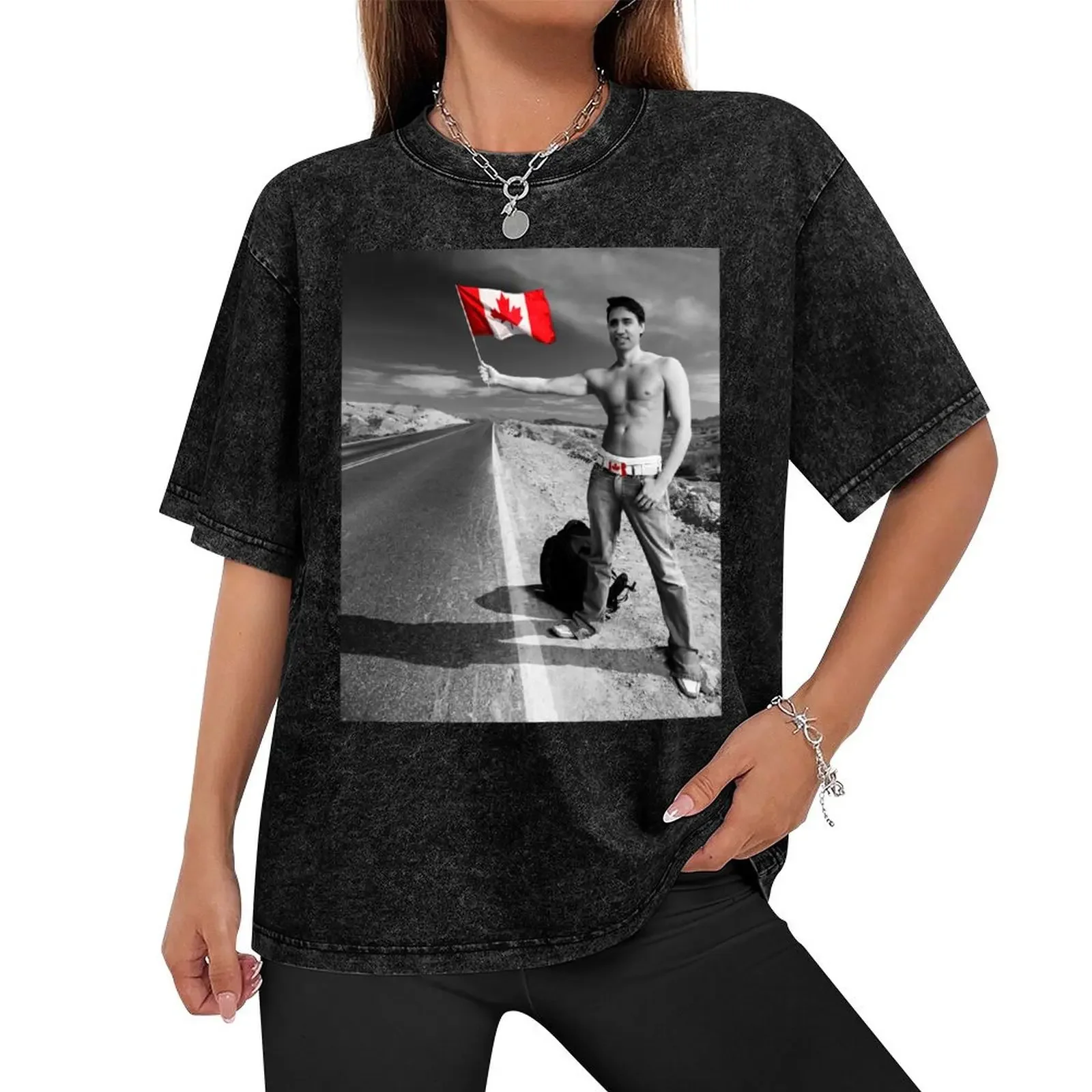 Justin Trudeau: Welcome to Canada T-Shirt anime stuff vintage graphic tee Blouse heavyweight t shirts for men