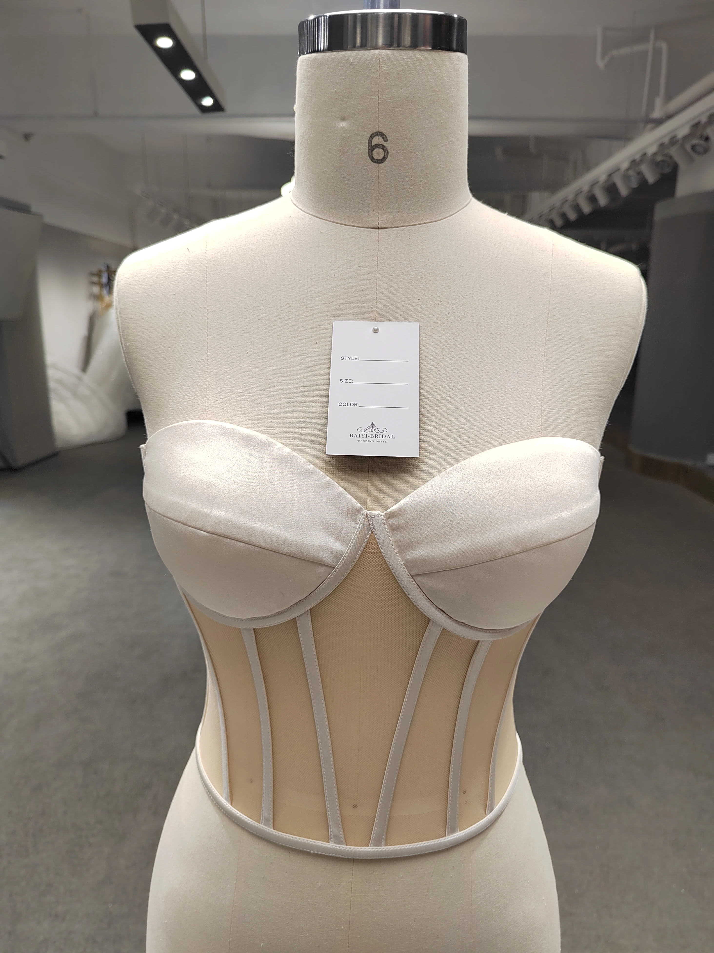 Corset sur mesure pour femmes, robes, corsage, accepter, petit, modifier, sous-vêtements assiste pour les patients, porter des vêtements en saillie sur mesure