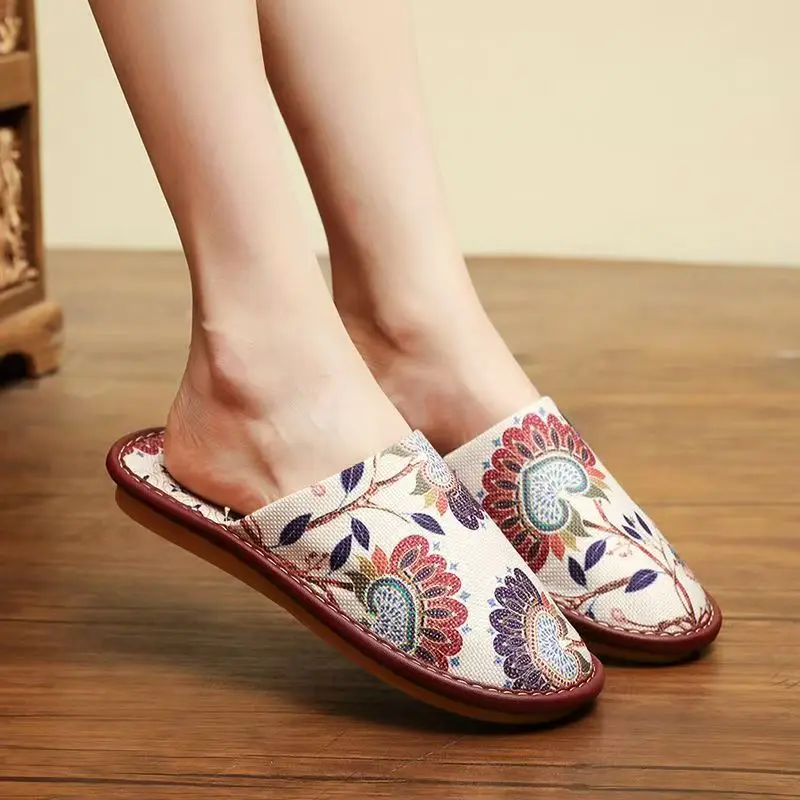 Men Ethnic Style Closed Toe Print Cotton Linen Slippers Lovers Four Seasons New Soft Sole Home Half Slipper Floor Silent Slipper