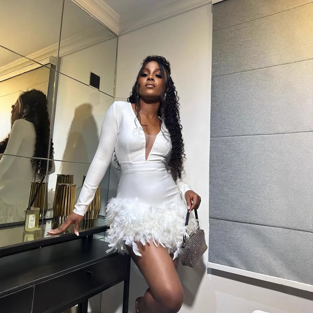 

Customized Women's Adult Fashion Evening Dress Party Sexy Deep V-Bag Hip Dress Feather Splicing Banquet Party Dress Costume