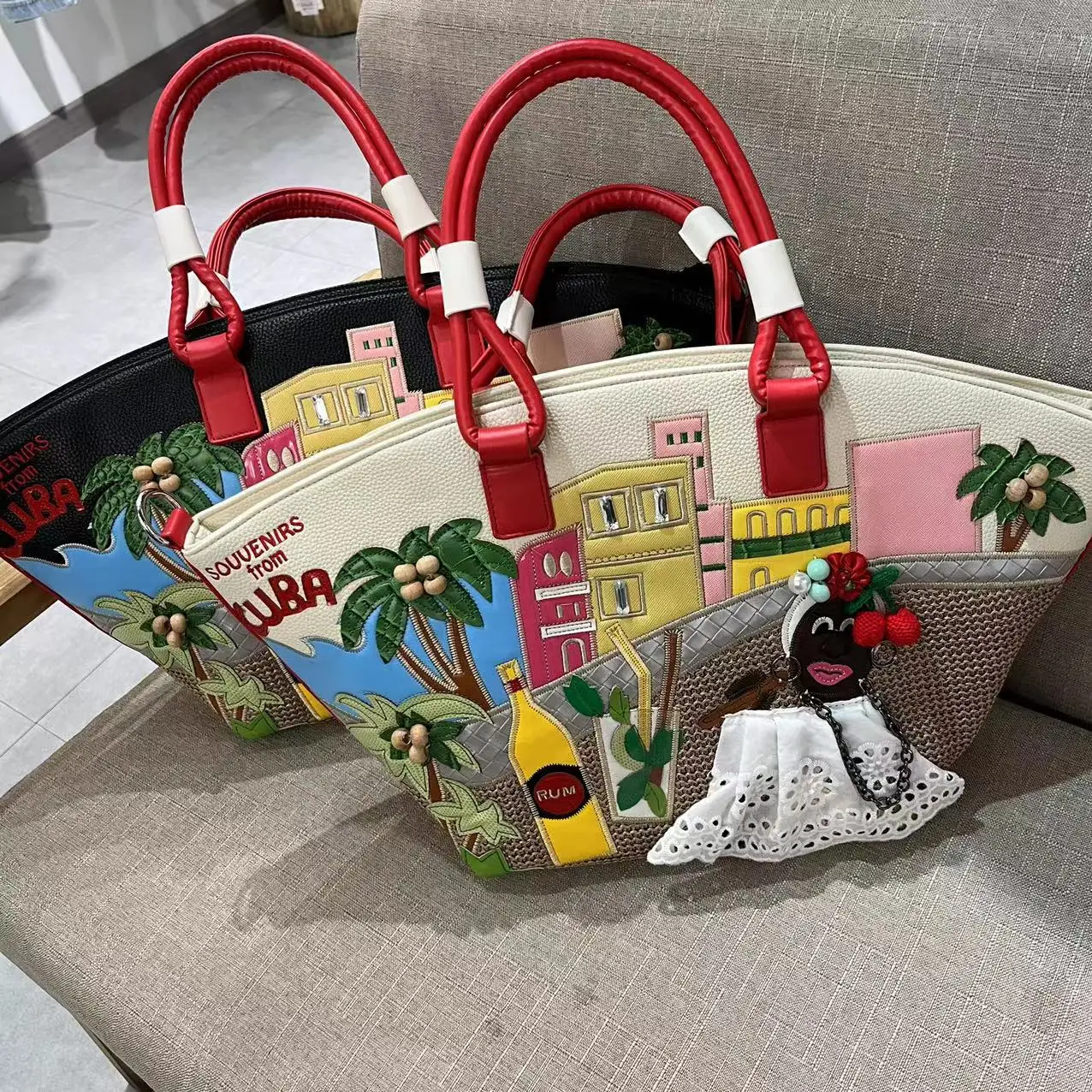 New Fashion Handbag Large Capacity Shoulder Bag Creative Splicing Embroidered Basket Bag Holiday Bag view 6