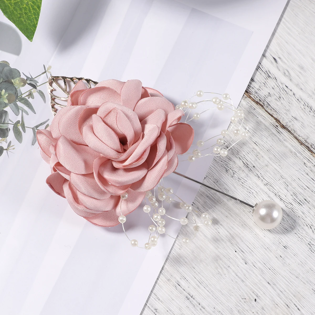 

Pearl Breastpin Bridal Brooch Bride BridesmaidsFlower Pin Badges Wedding Accessory Christmas Anniversary Party