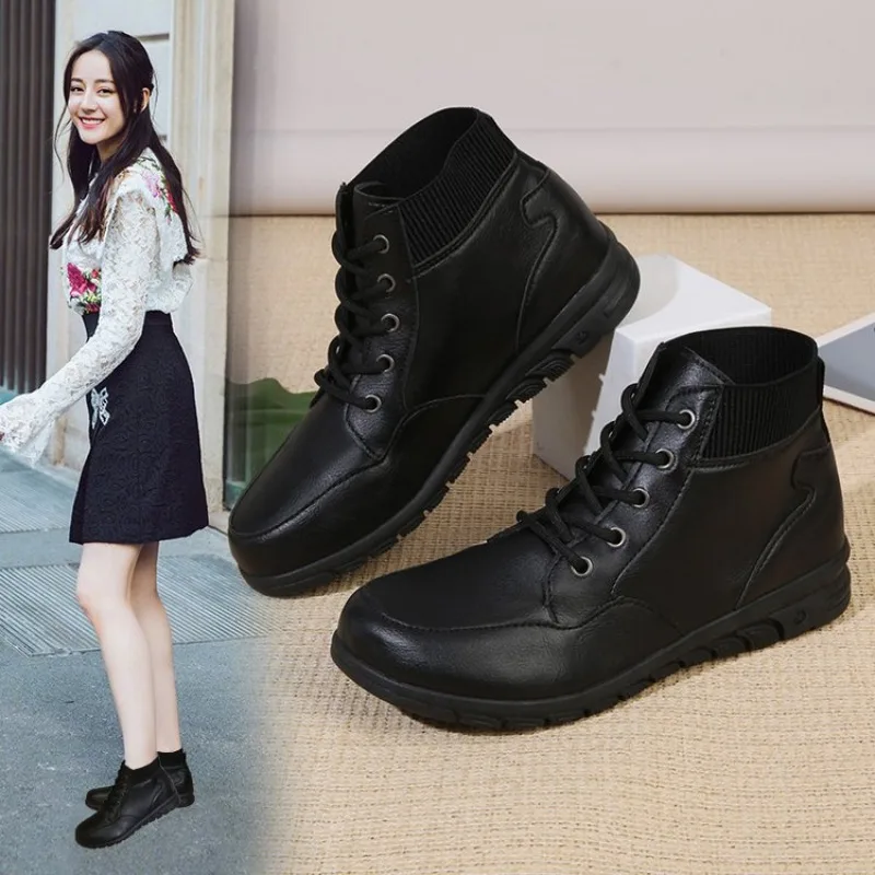 

Women Snow Boots Vintage Genuine Leather Natural Wool Fur Winter Warm Ankle Boots For Women Flat Mother Shoes Plus Size 41 42 43