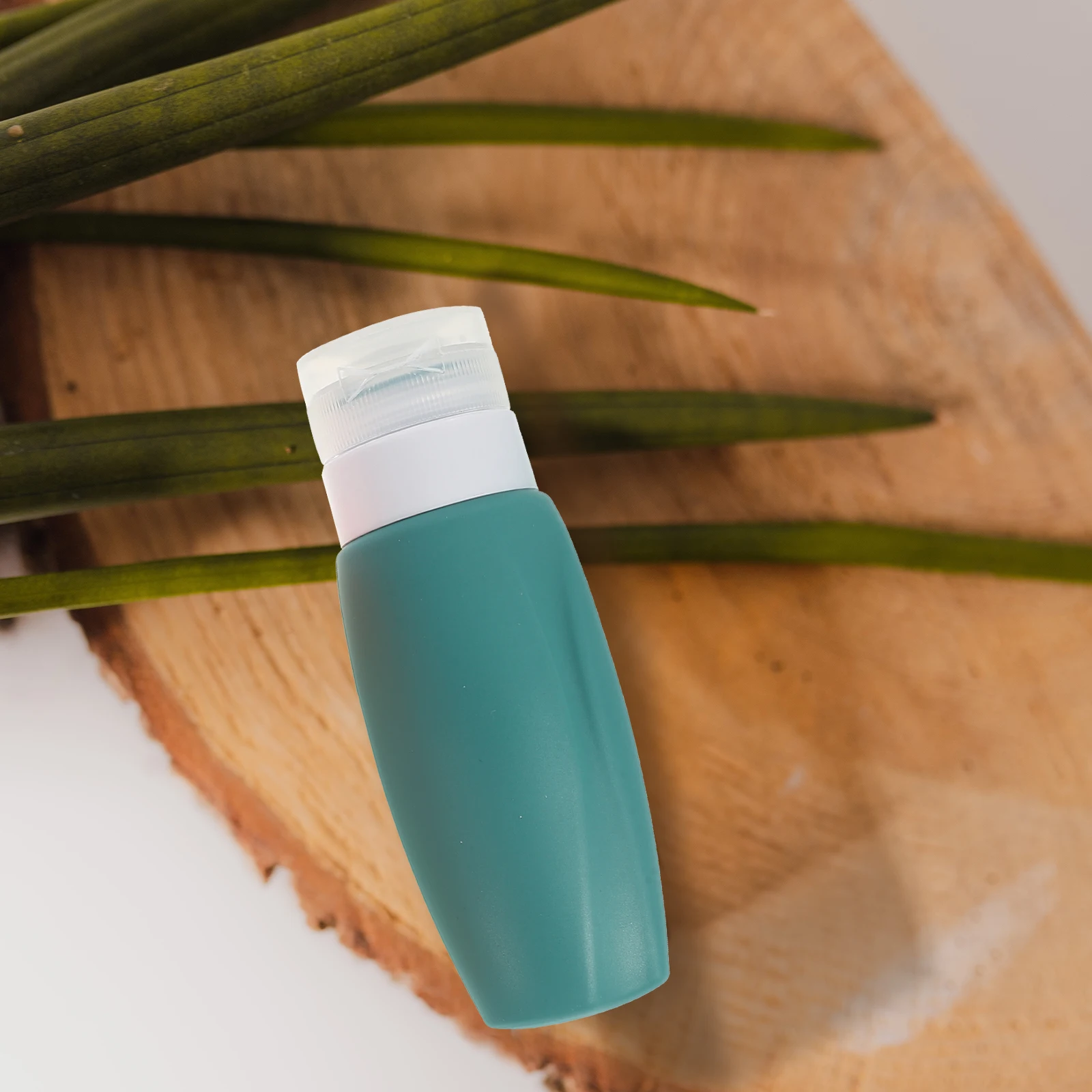 

1Set Travel Size Bottles Silicone Squeezable Containers Durable Safe Easy to Carry Toiletries Kit Travel Size Bottles