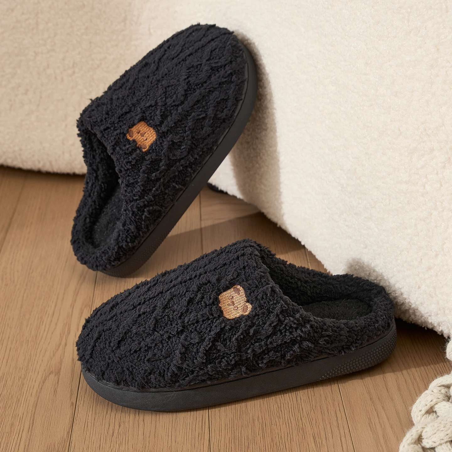 Cozy Winter Fuzzy House Men Slippers Thick Plush Fleece Lined, Non-Slip Soft Sole, Breathable Warm Indoor Home Shoes for Unisex