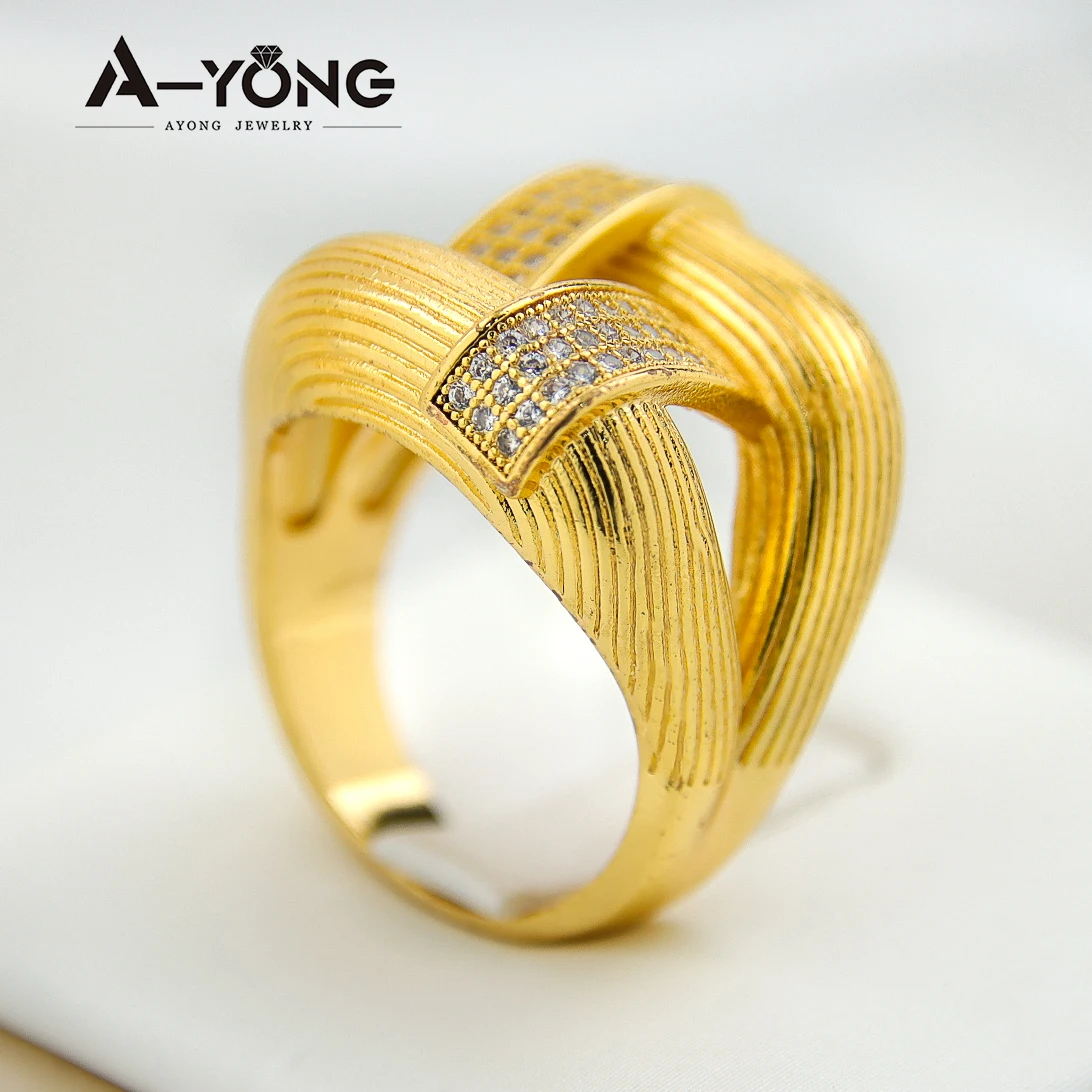 Luxury Saudi Gold Color Big Rings 21k Gold Plated Fashion Zircon Italian Chic Womens Mens Engagement Wedding Party Jewelry