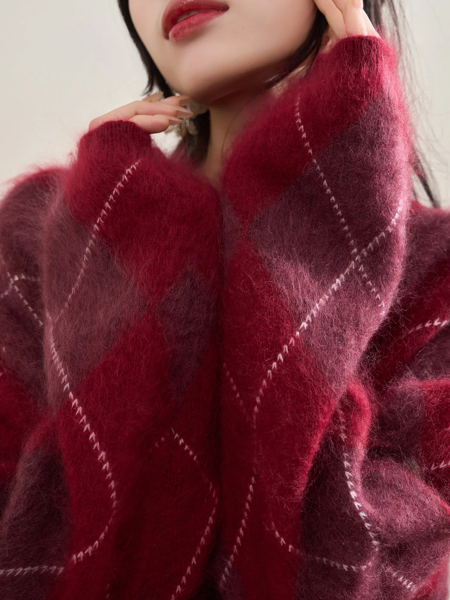 

Свитер Flowing Era, мягкий полиэстер, повседневный свободный крой, для ношения как нижнее или верхнее белье, красный, с узором «красные бриллианты», ленивый стиль