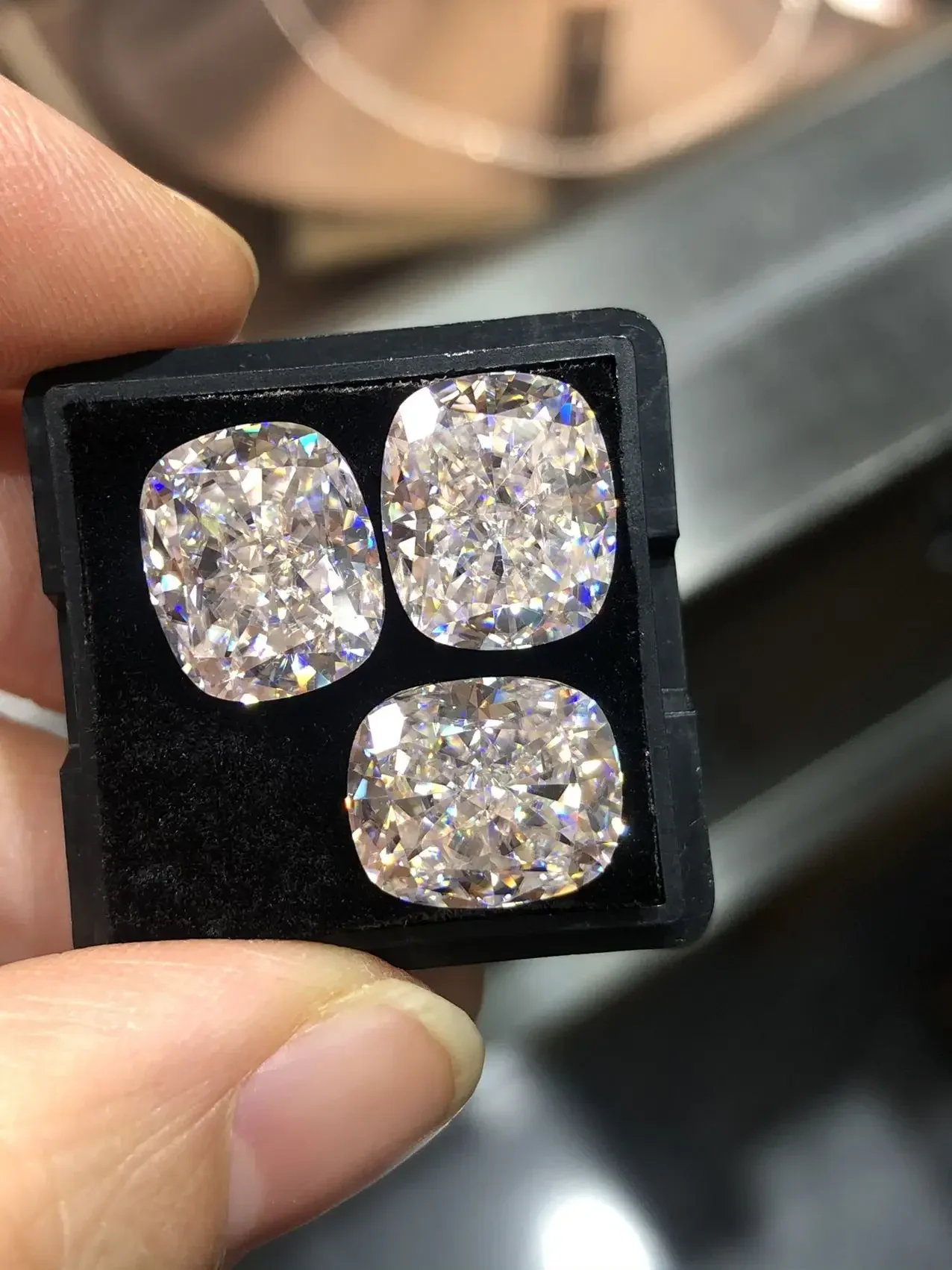 3EX Top Quality Hand Cut Loose Moissanite Stone Enlongated Crushed Ice Cushion Cut D Color Lab Grown Diamonds GRA Certificate St